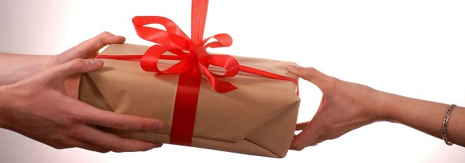 Gift-giving (1)