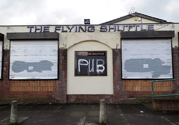 article-2130366-129DEBDE000005DC-340_964x641